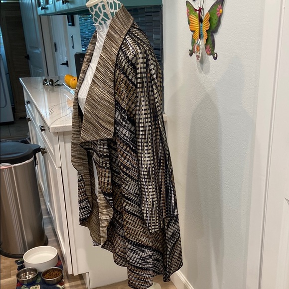 Stylish Brown Patterned Women's Sweater - Picture 4 of 9